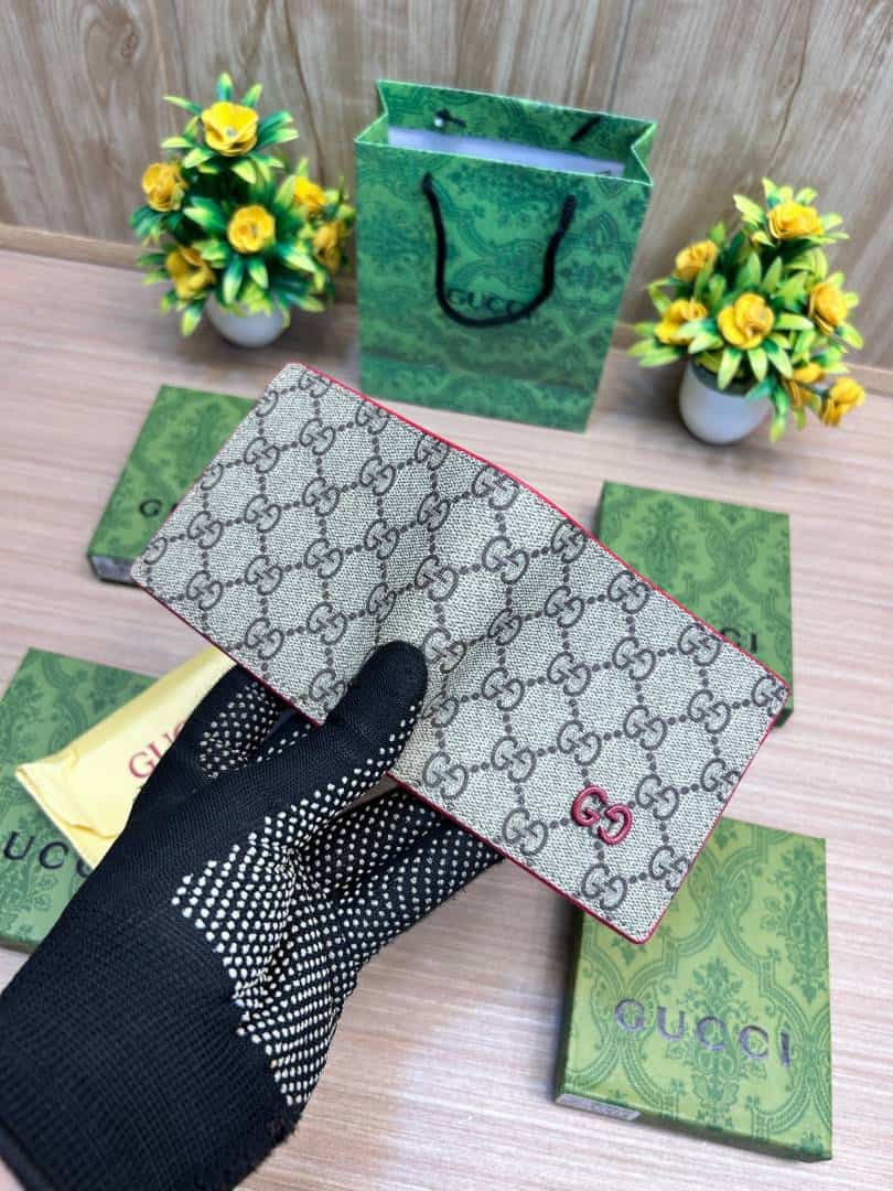 GUCCI_WALLET_V814