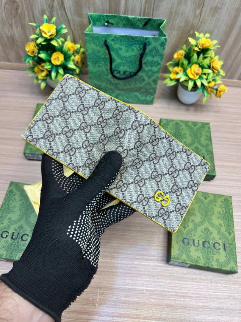 GUCCI_WALLET_V812