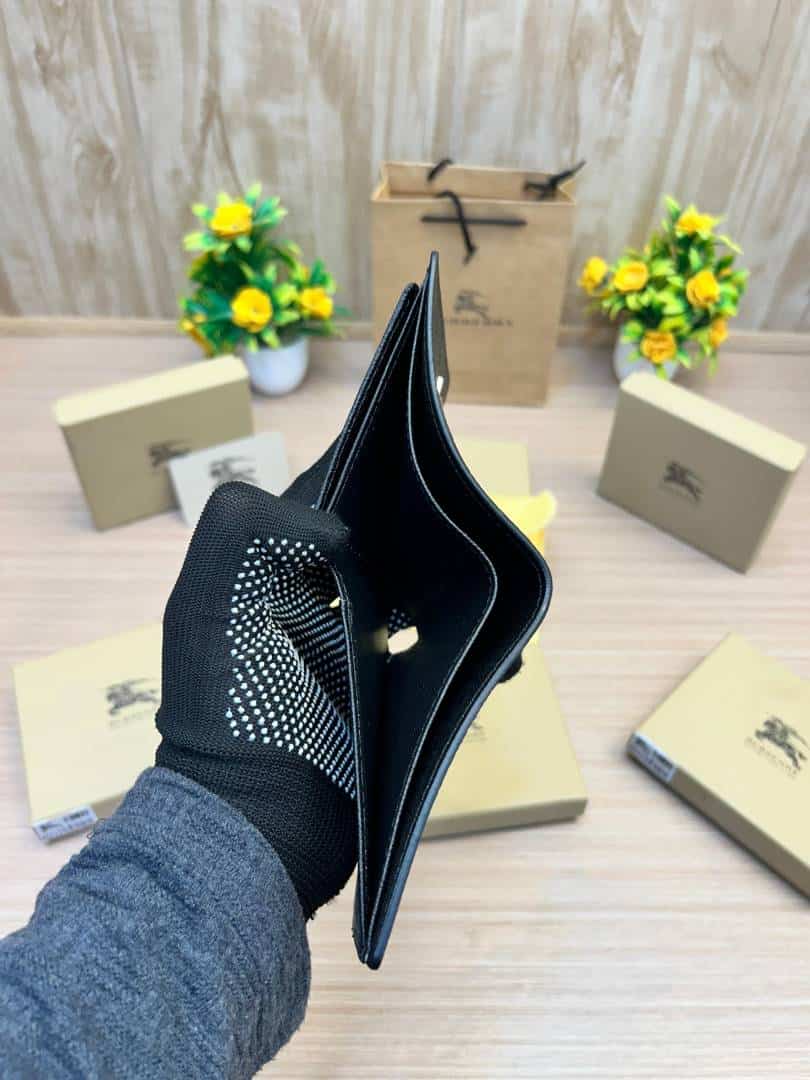 BURBERRY_WALLET_V807
