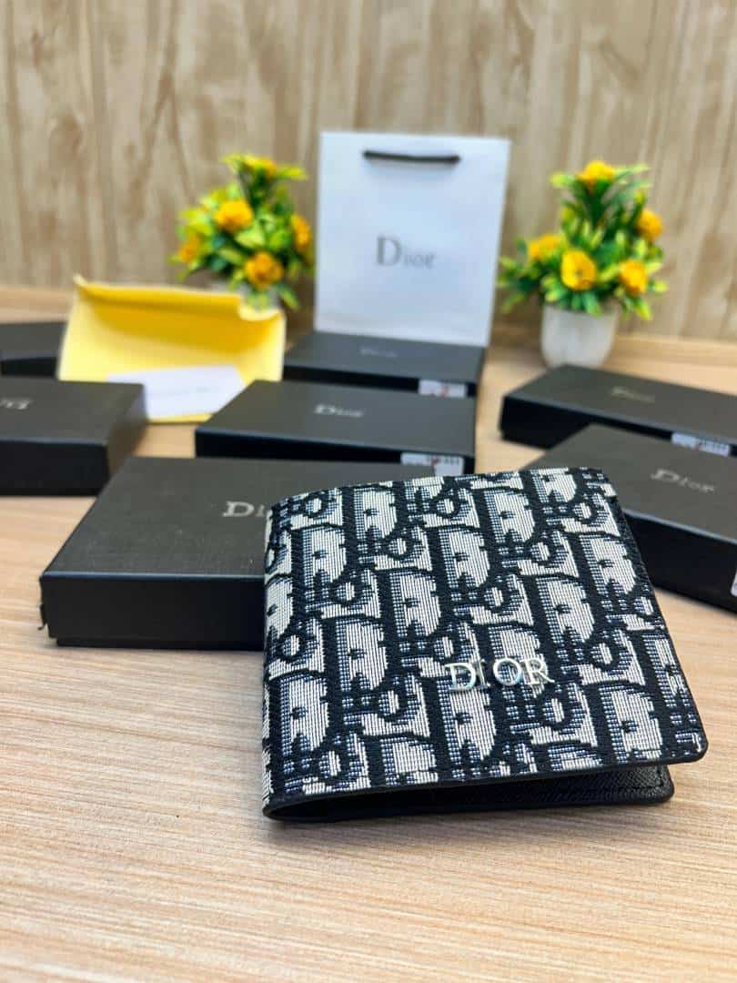 DIOR_WALLET_V795
