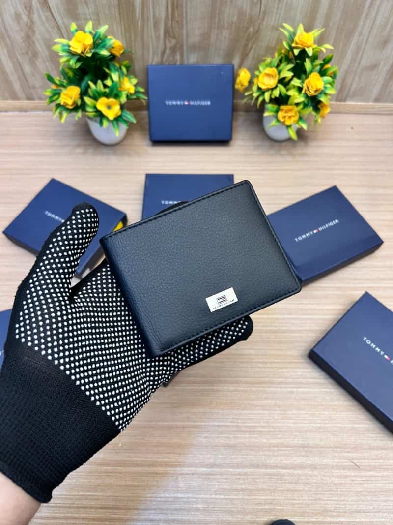 Tommy_Hilfiger_Wallet_V768