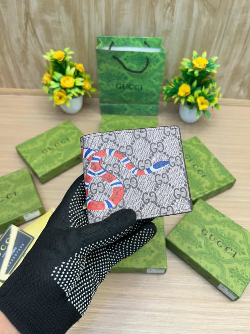GUCCI_WALLET_V756
