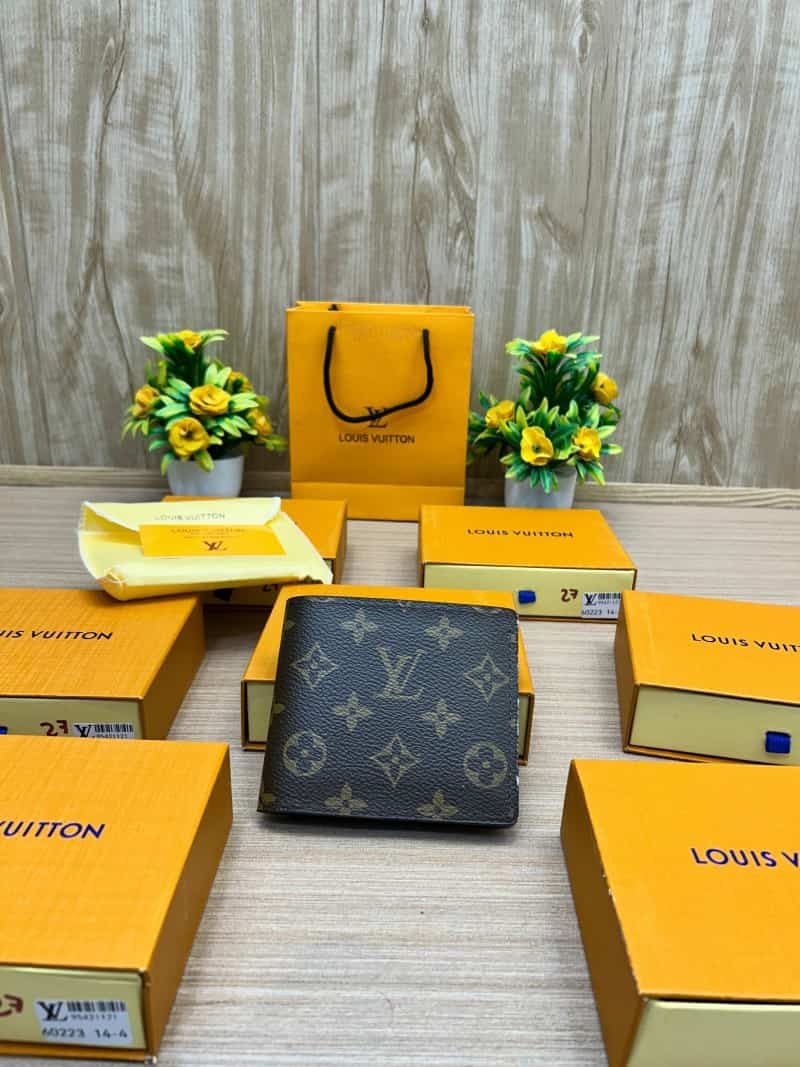 LOUIS_VUITTON_WALLET_V748