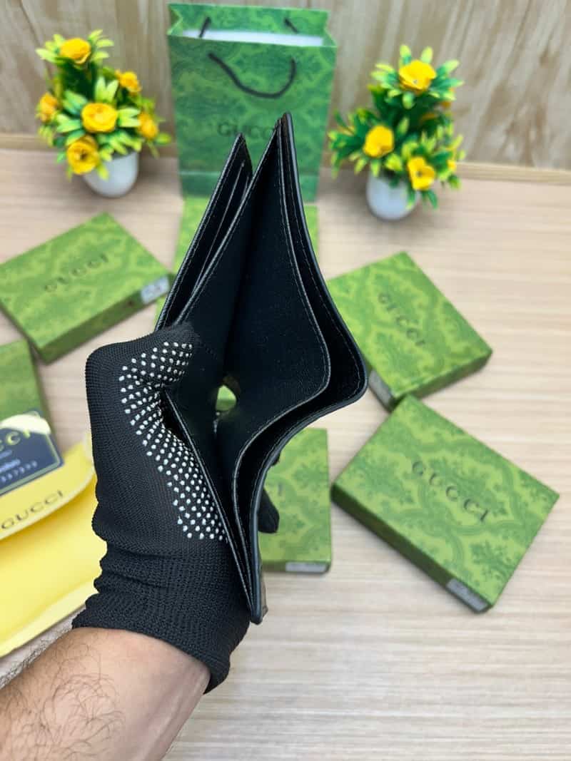 GUCCI_WALLET_V745