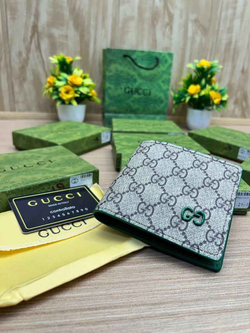 GUCCI_WALLET_V740
