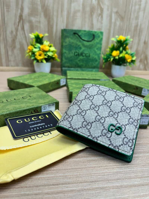 GUCCI_WALLET_V740
