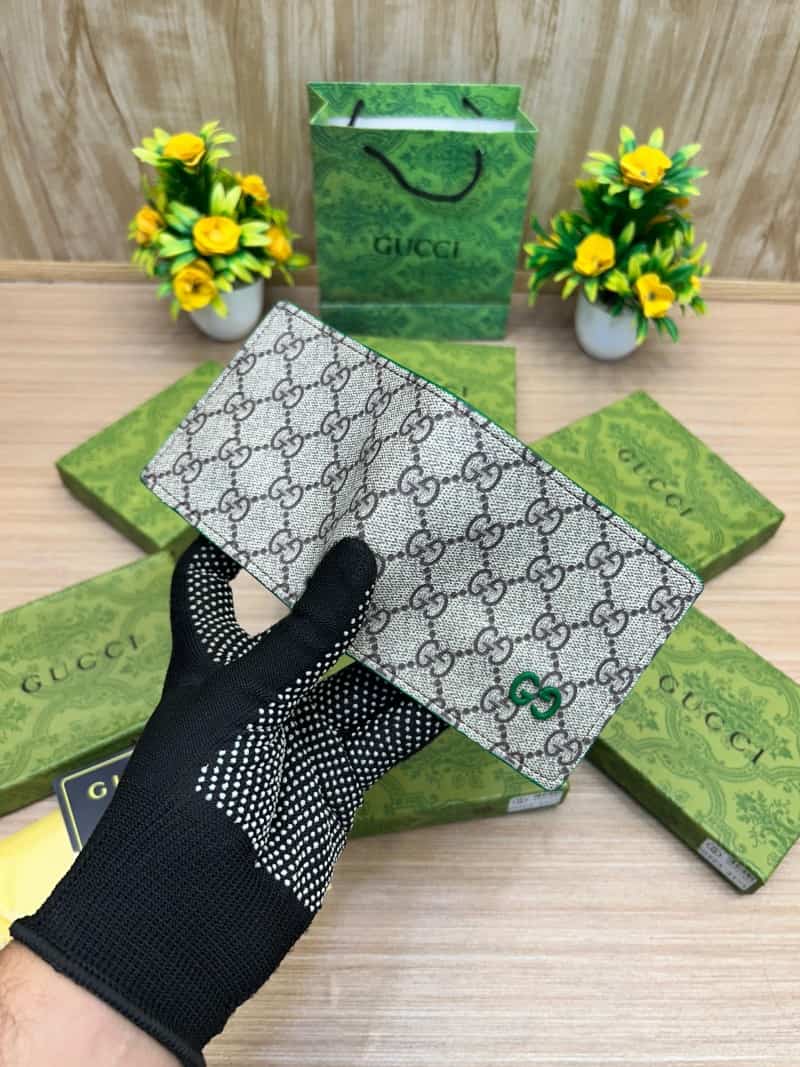 GUCCI_WALLET_V740