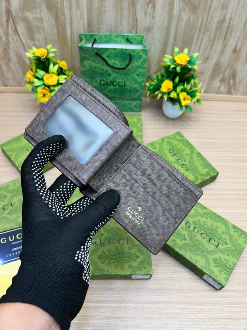 GUCCI_WALLET_V730