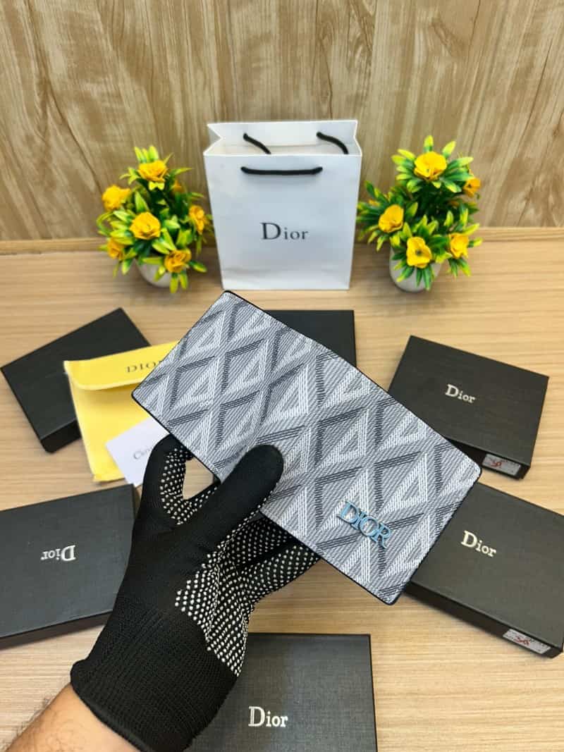DIOR_WALLET_V720