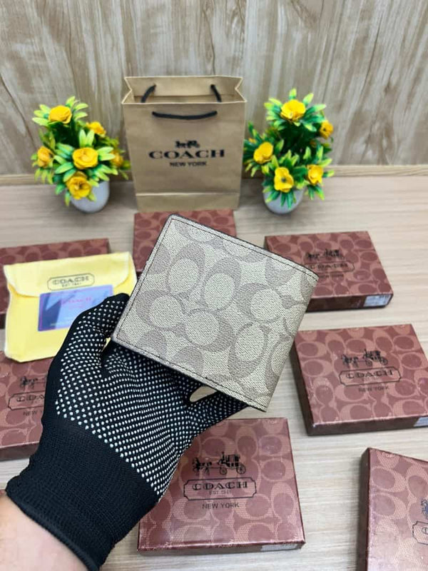 COACH_WALLET_V710