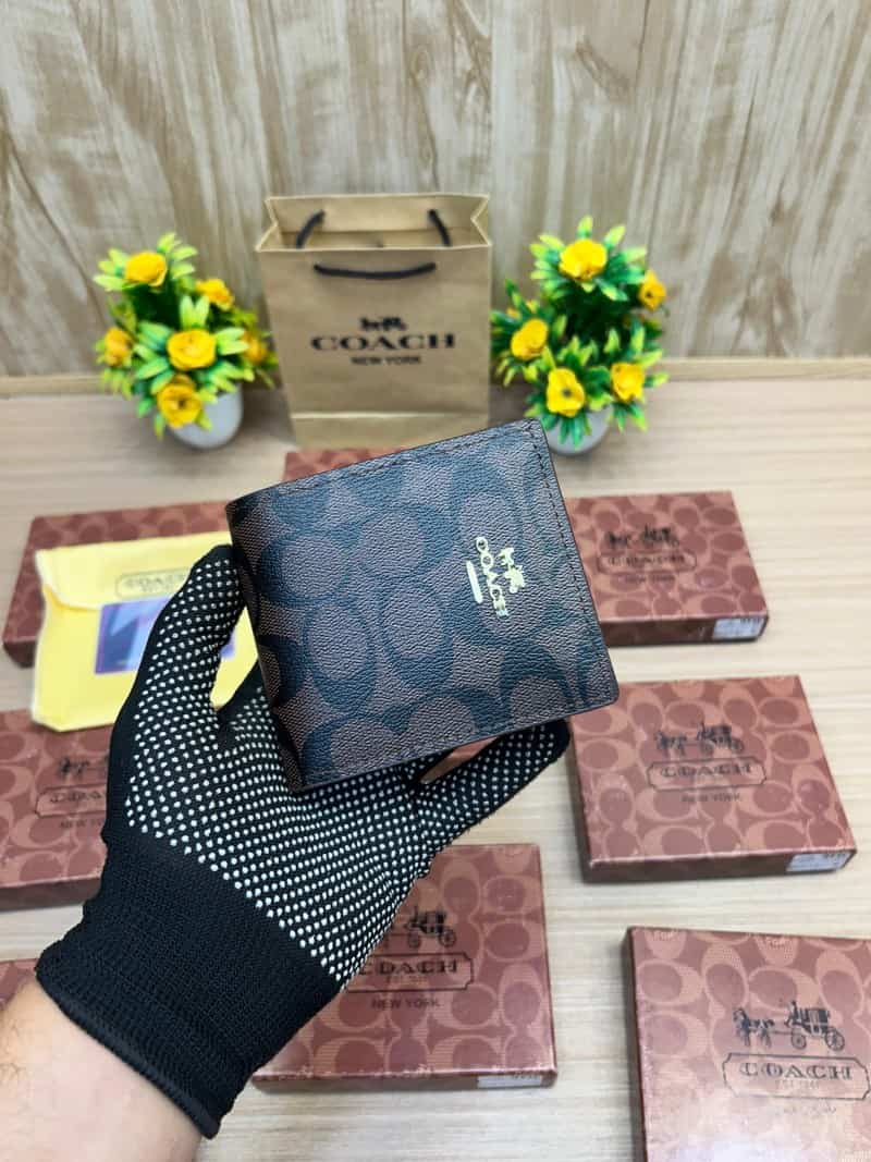 COACH_WALLET_V706