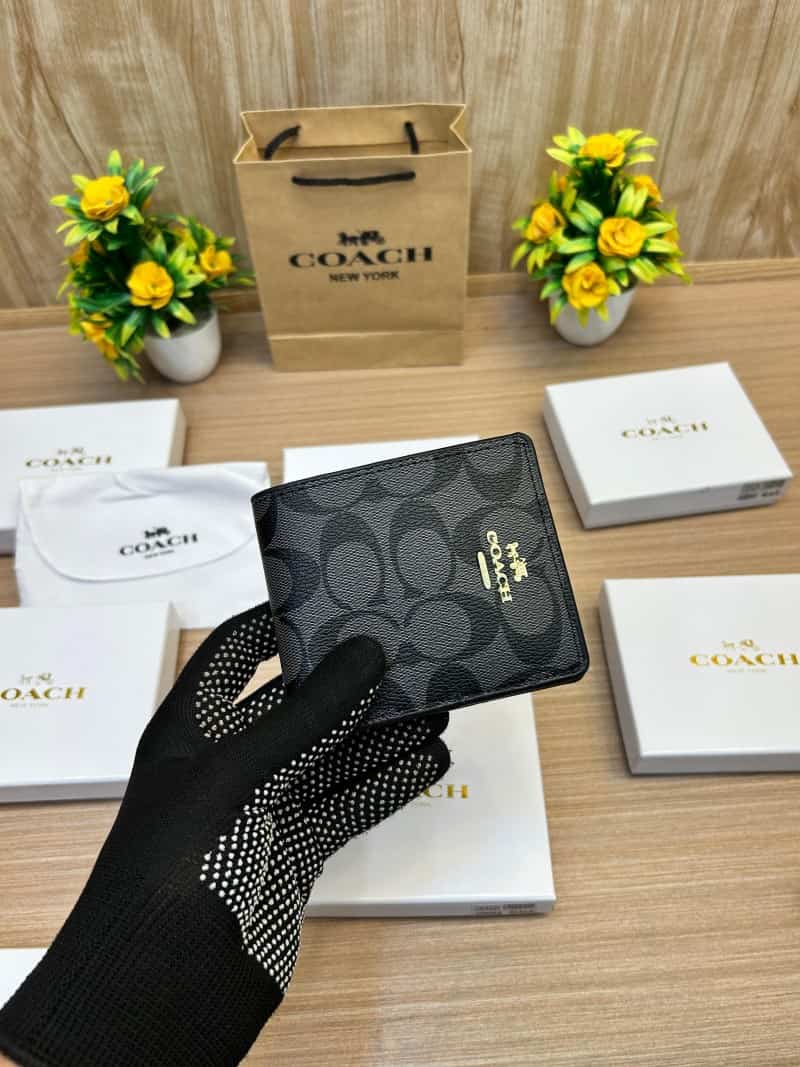 COACH_WALLET_V693