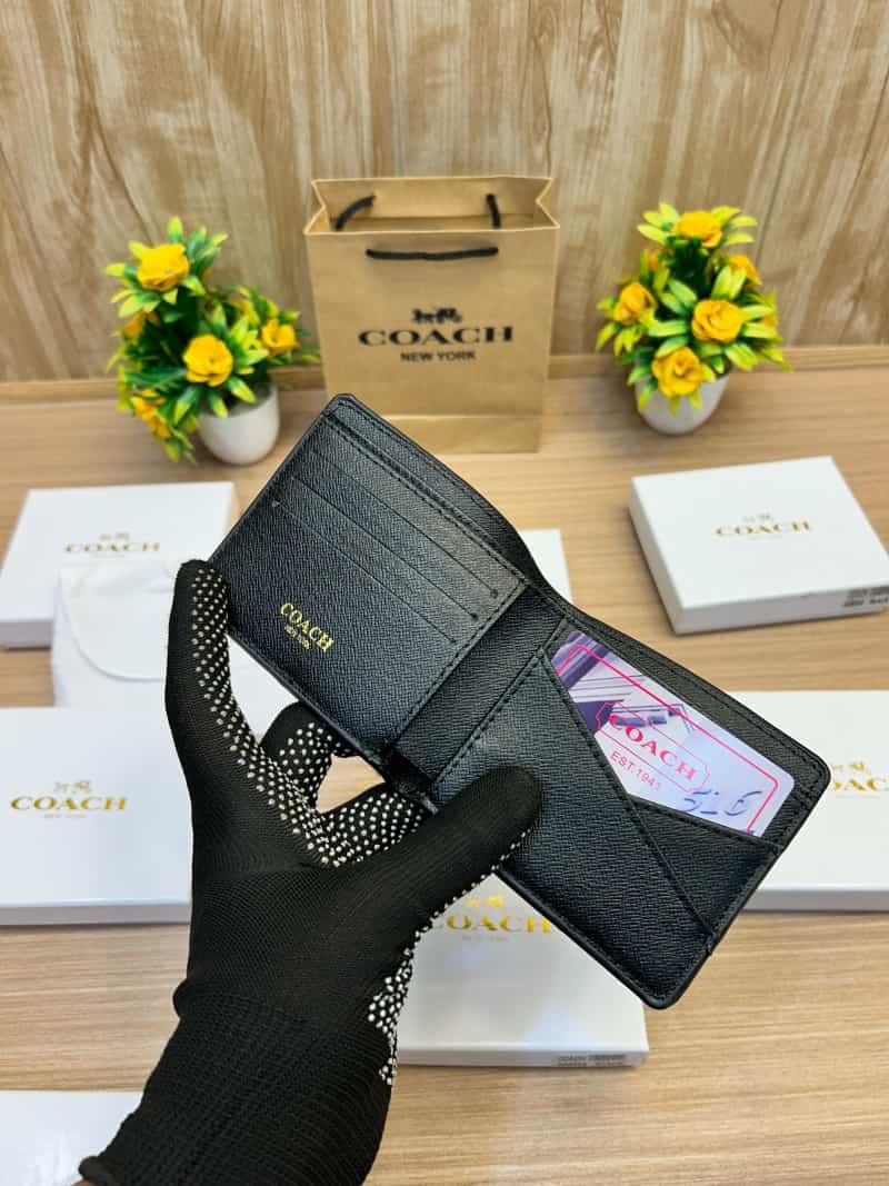 COACH_WALLET_V693