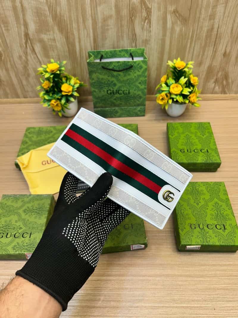 GUCCI_WALLET_V677
