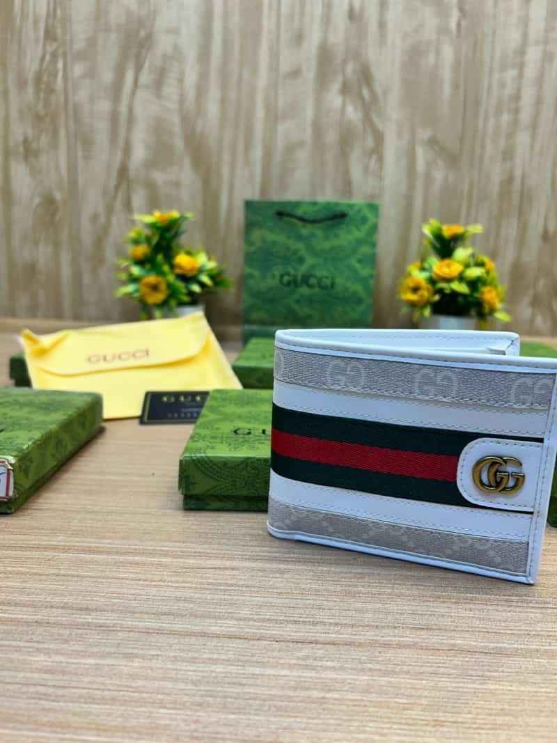 GUCCI_WALLET_V677
