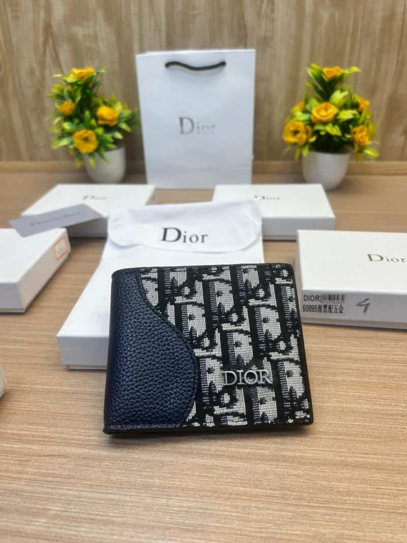 DIOR_WALLET_V674