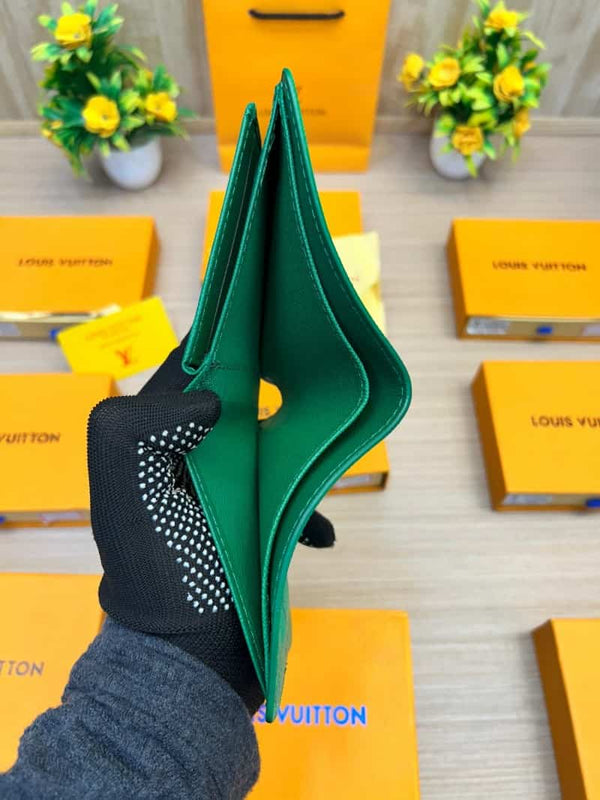 LOUIS_VUITTON_WALLET_V670