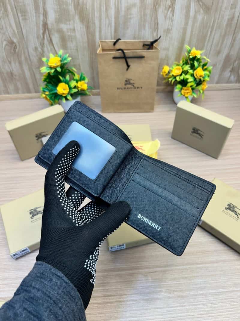 BURBERRY_WALLET_V667