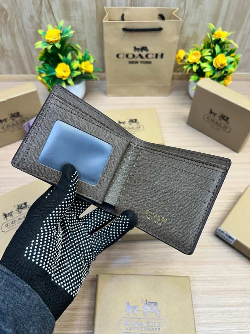 COACH_WALLET_V663