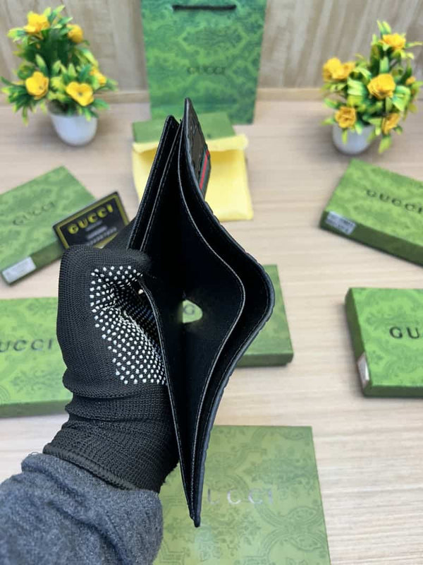 GUCCI_WALLET_V661