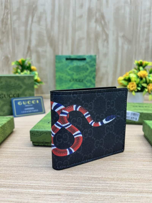 GUCCI_WALLET_V657