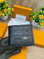 Salvatore_Ferragamo_WALLET_V653