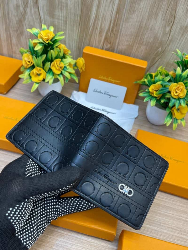 Salvatore_Ferragamo_WALLET_V653