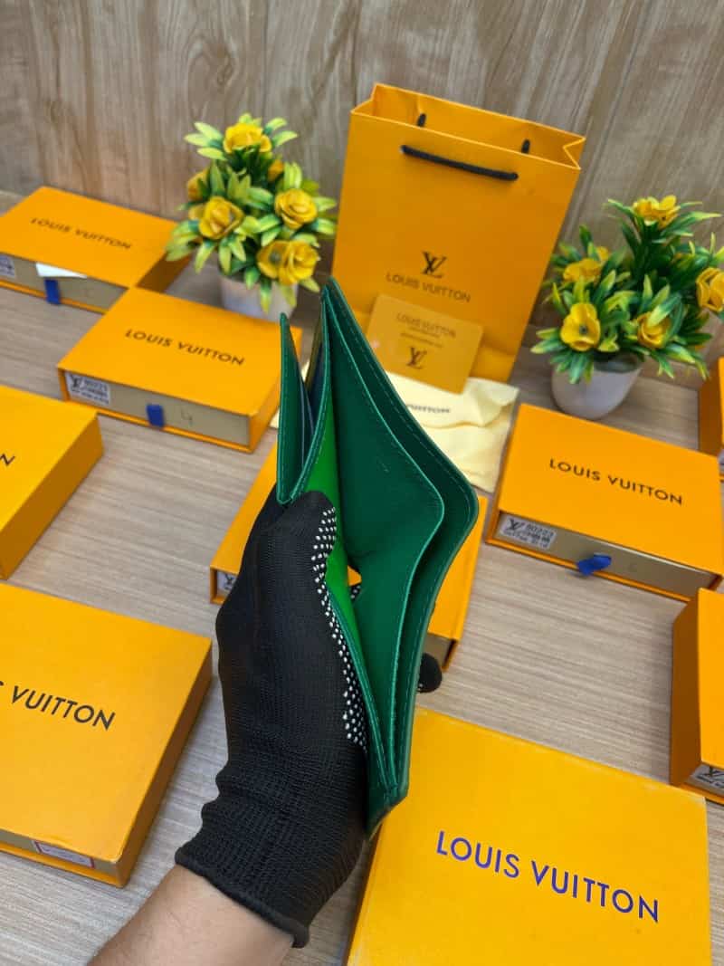 LOUIS_VUITTON_WALLET_V645