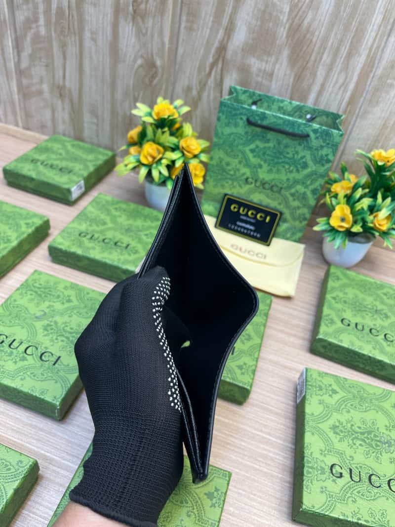 GUCCI_WALLET_V642