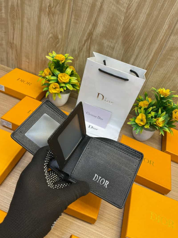 DIOR_WALLET_V637