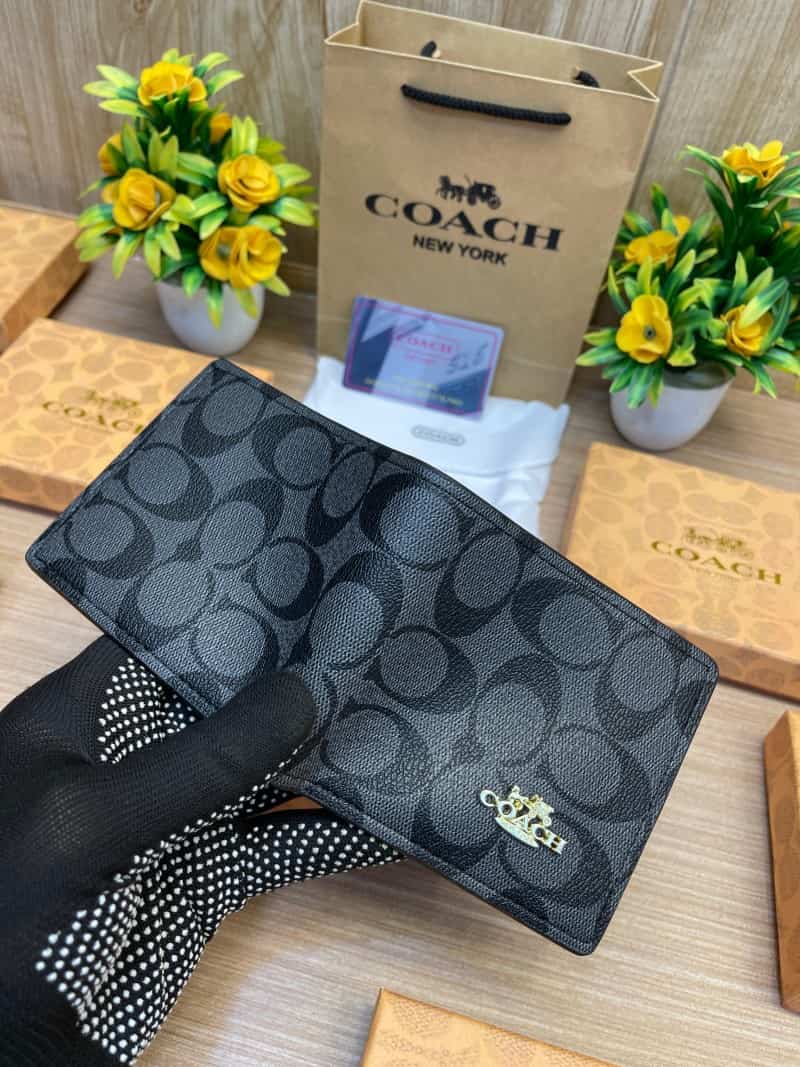 COACH_WALLET_V635