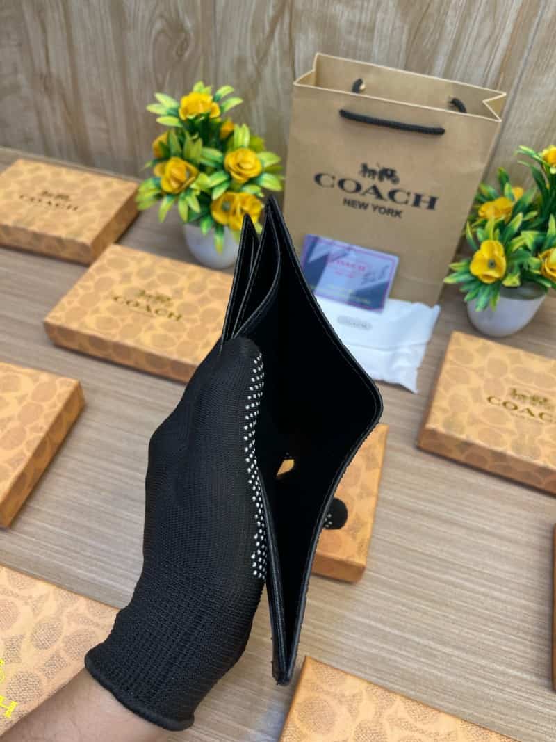 COACH_WALLET_V634