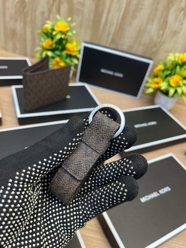 MICHAEL_KORS_keychain_Wallet_626