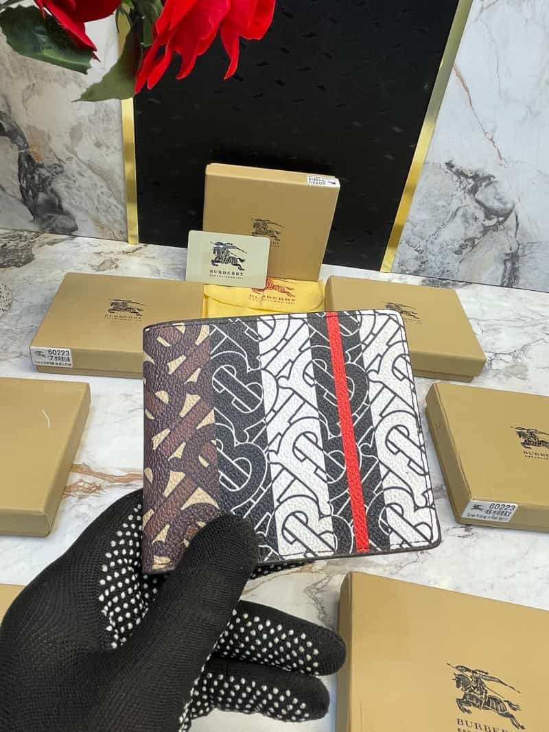 BURBERR_Y WALLET V624