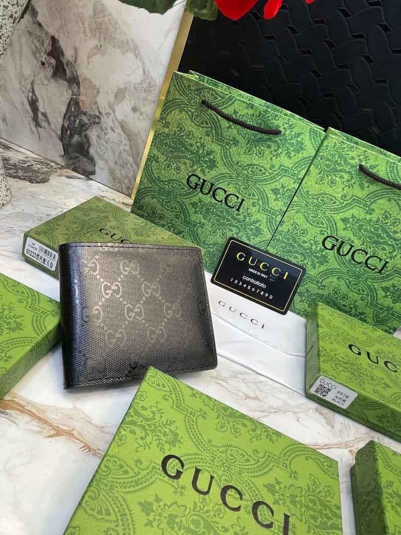 GUCCI_WALLET_V621