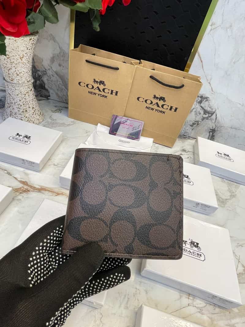 COACH_WALLET_V617