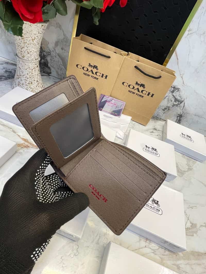 COACH_WALLET_V617