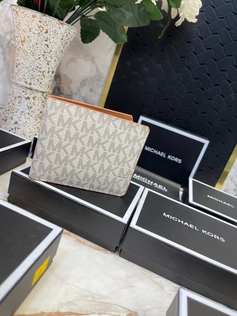 MICHAEL_KORS_Wallet_614