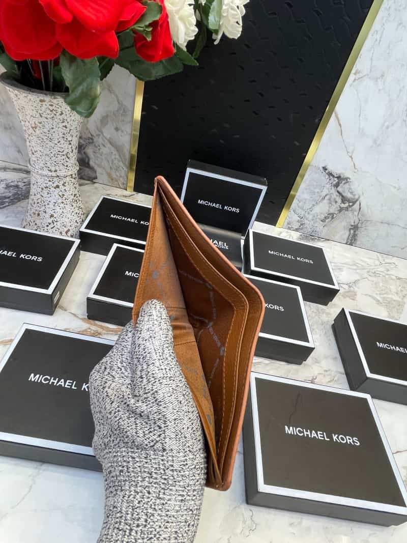 MICHAEL_KORS_Wallet_614