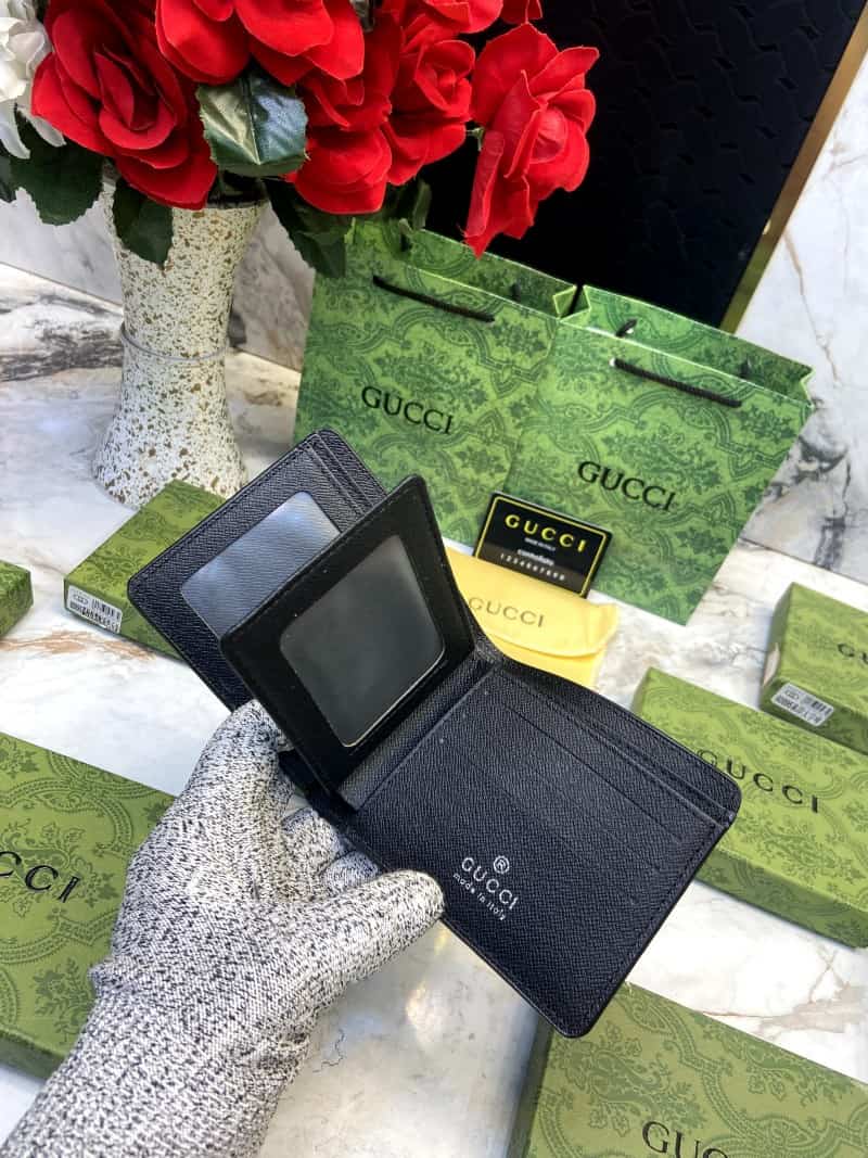 GUCCI_WALLET_V603