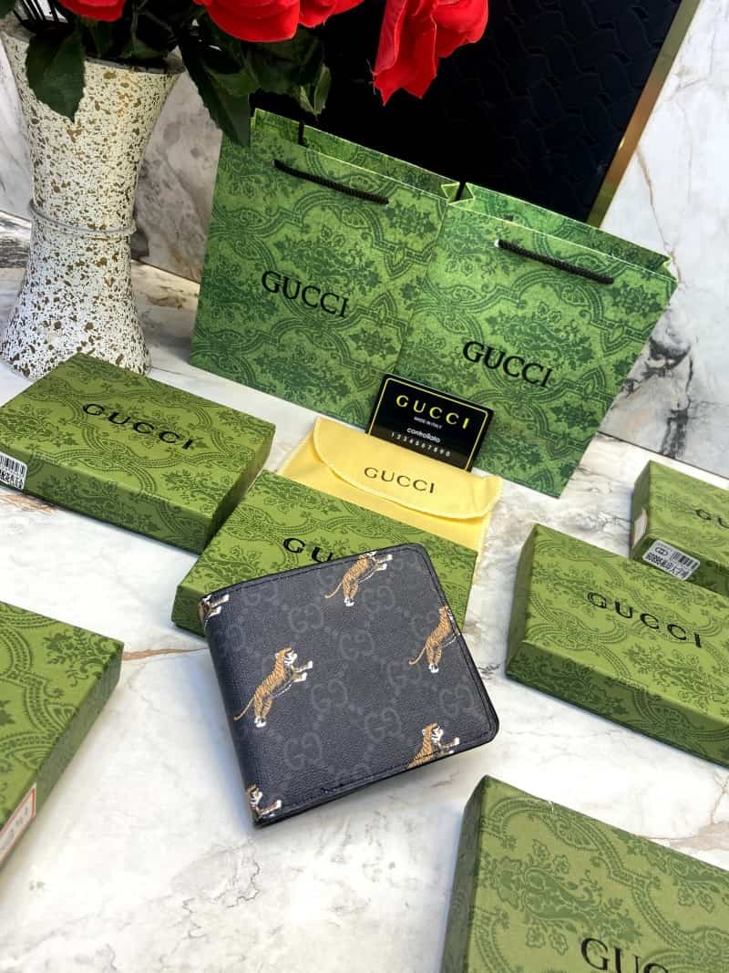 GUCCI_WALLET_V603