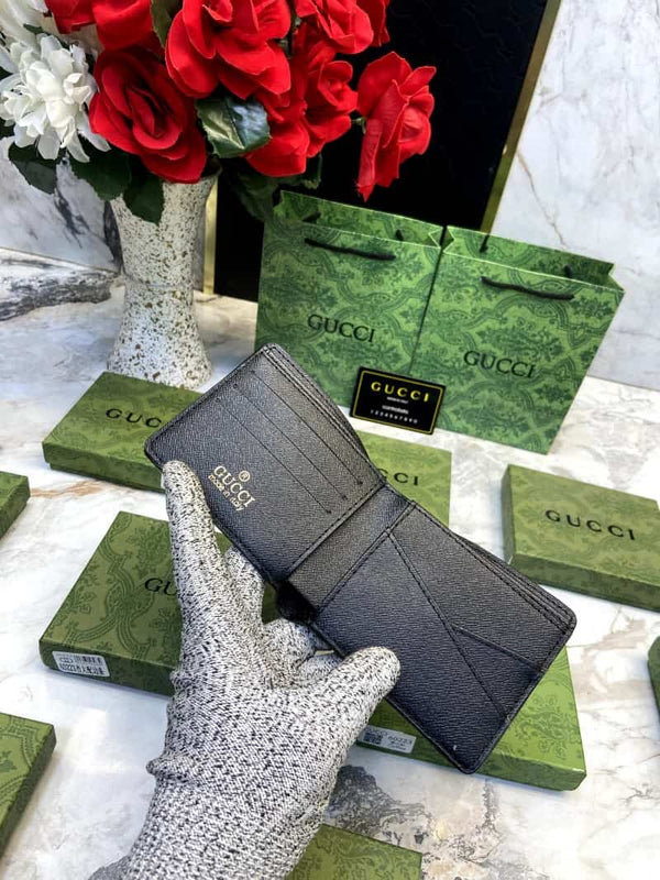 GUCCI_WALLET_V600