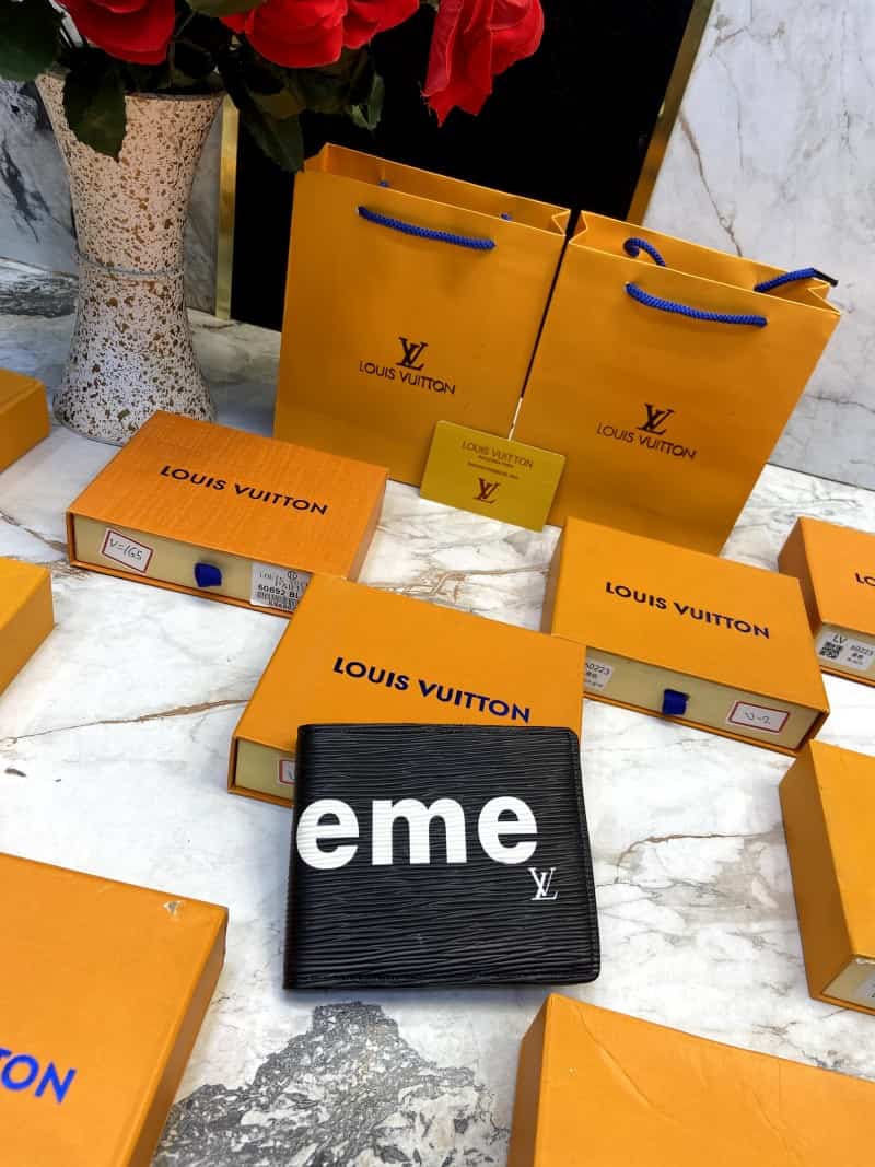 LOUIS_VUITTON_WALLET_V596