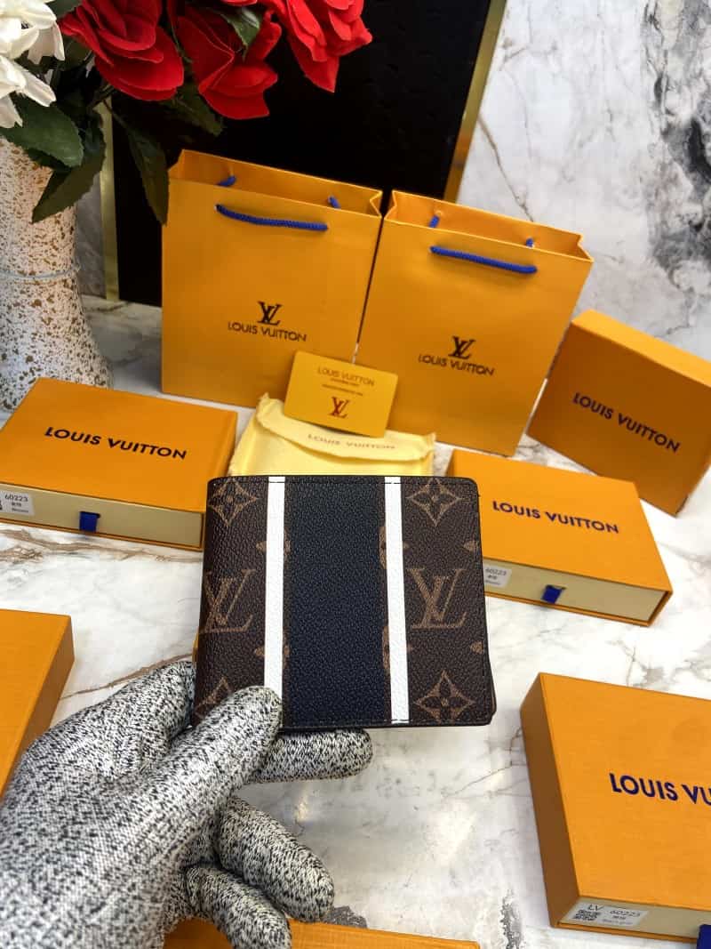 LOUIS_VUITTON_WALLET_V586