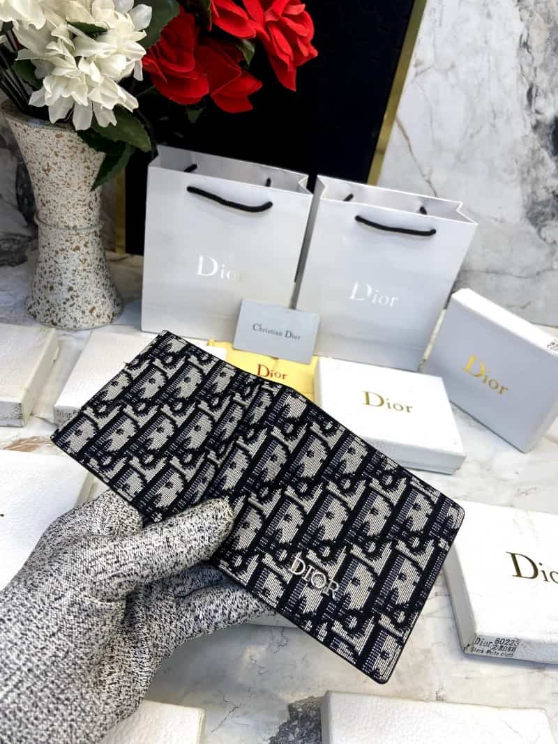 DIOR_WALLET_V588