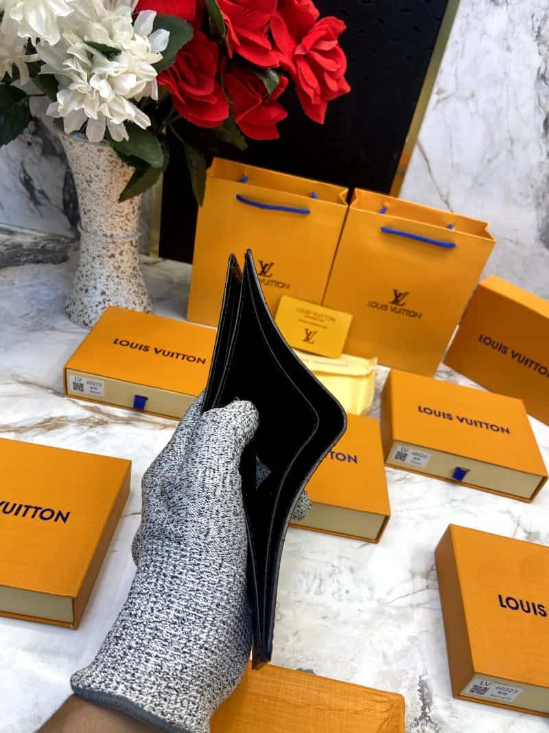 LOUIS_VUITTON_WALLET_V587