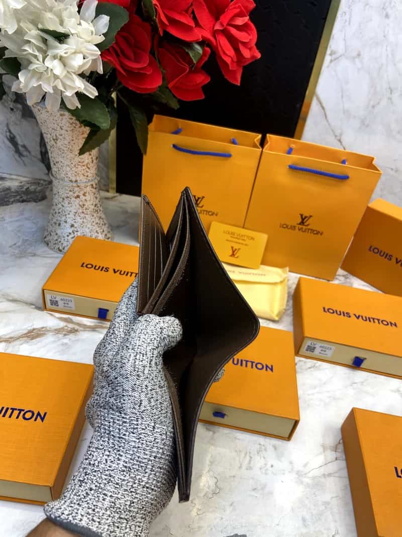 LOUIS_VUITTON_WALLET_V579
