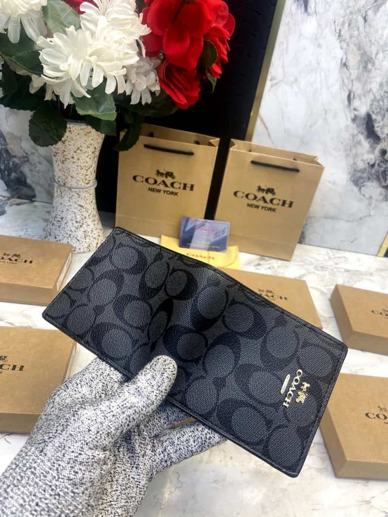 COACH_WALLET_V574