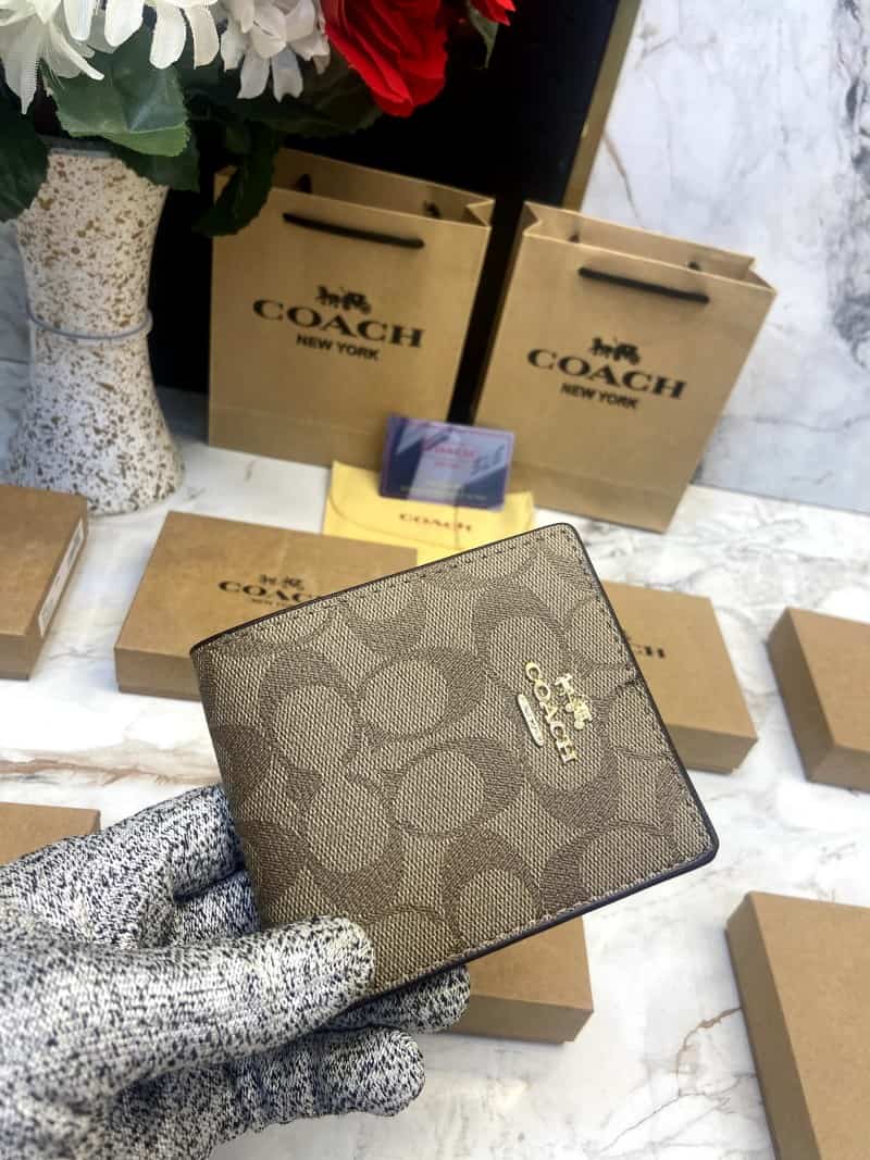 COACH_WALLET_V573