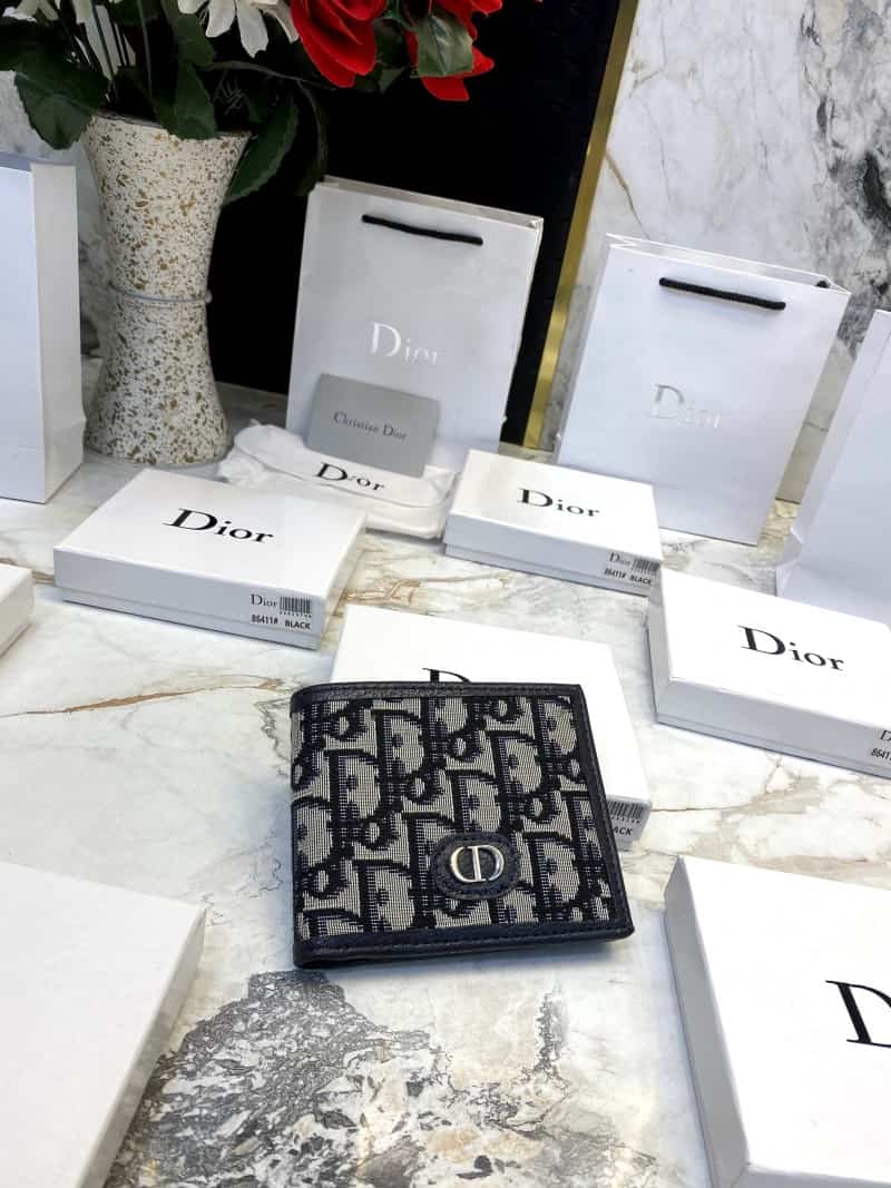 DIOR_WALLET_V561